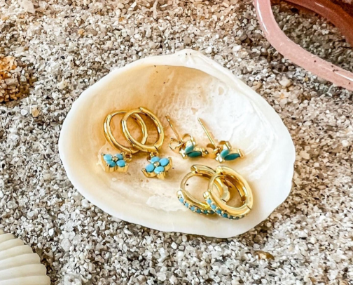 Prettiest Handmade Bracelets for Everyday Wear cover photo collage