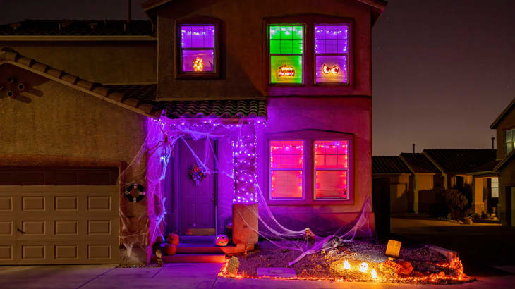 Halloween here we come!! List of THE SPOOKIEST AND EYECATCHING DECORATIONS for this Halloween! cover photo collage