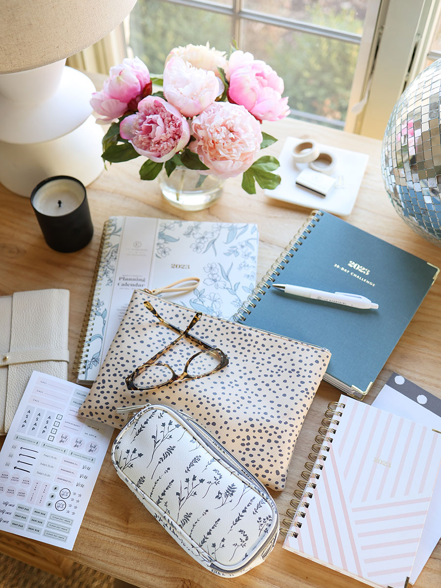 Back to School MUST HAVES cover photo collage