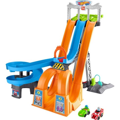 Baby and toddler toys that aren't a waste of money cover photo collage