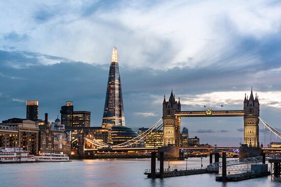 Your Go-To London Travel Guide cover photo collage