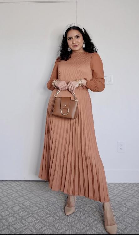 white christmas dresses Modest Pink Lace Maxi Formal Prom Evening Dress EN905 Size 4 / Pink main image 0