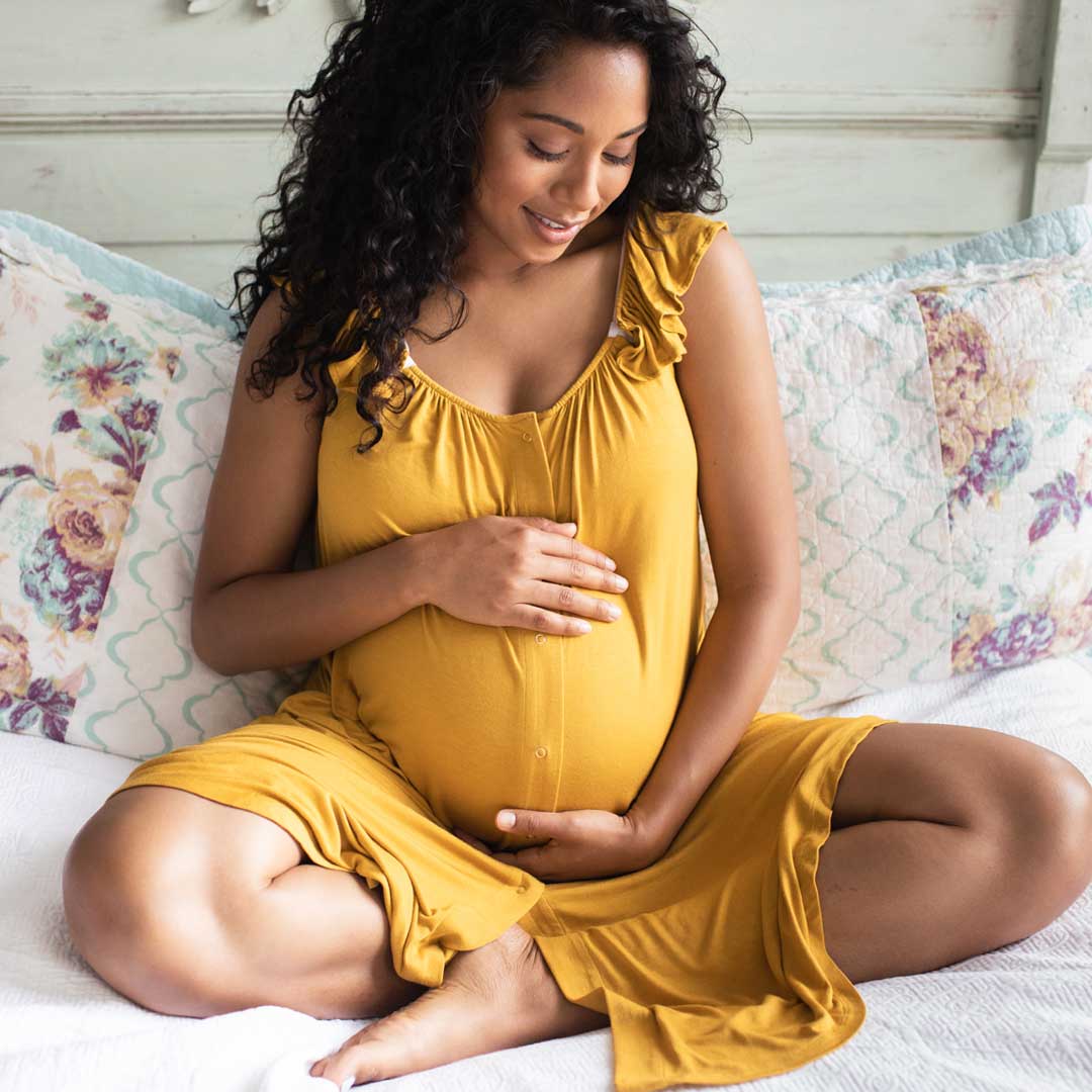 Mama-to-be: Hospital Bag recommendations cover photo collage