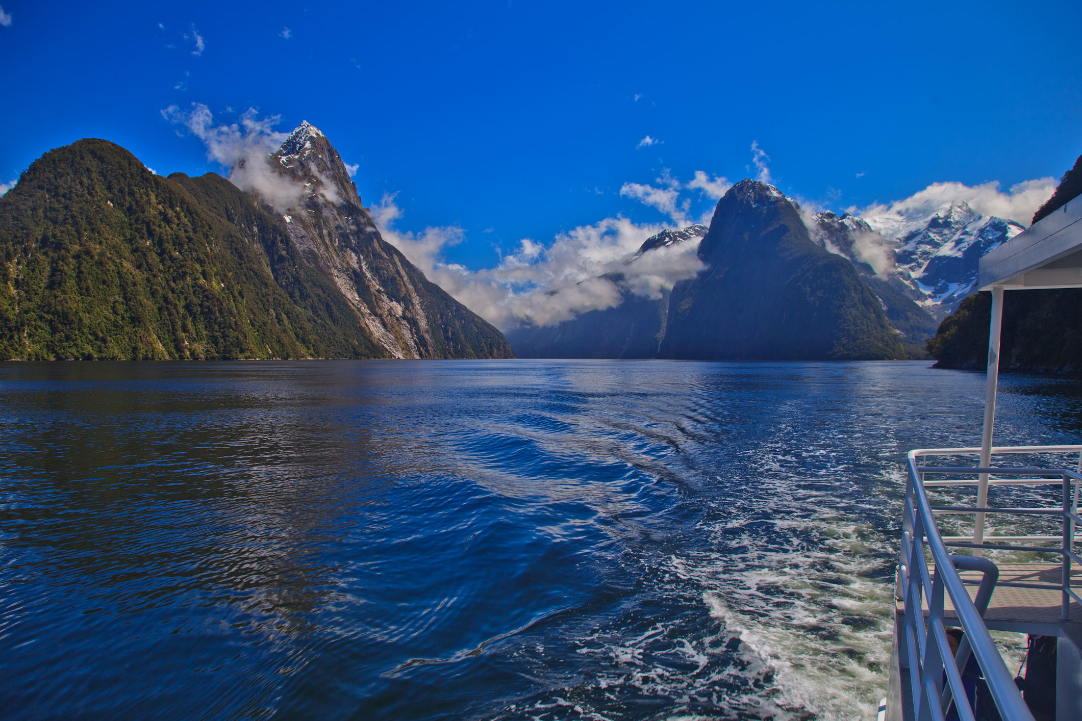 South Island | New Zealand Travel Guide - do, eat, stay, and pack cover photo collage