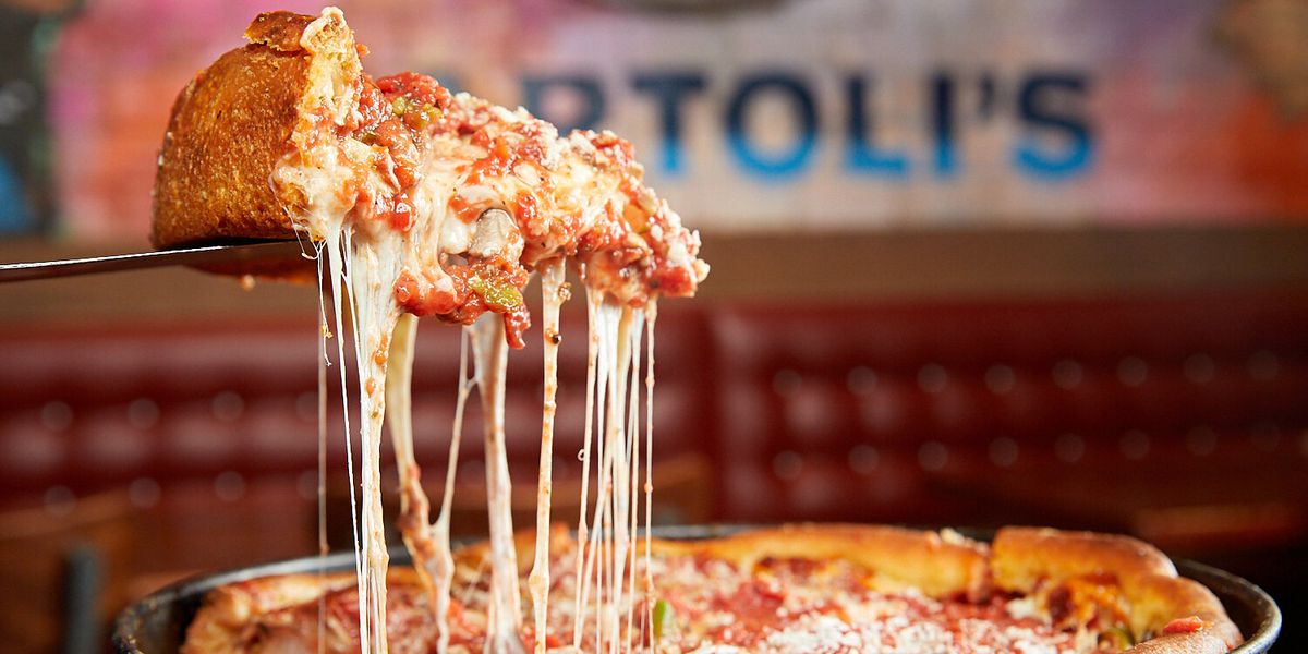 Chicago Pizza Spots cover photo collage