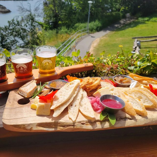 Planning a visit to Victoria, BC? Start here! cover photo collage