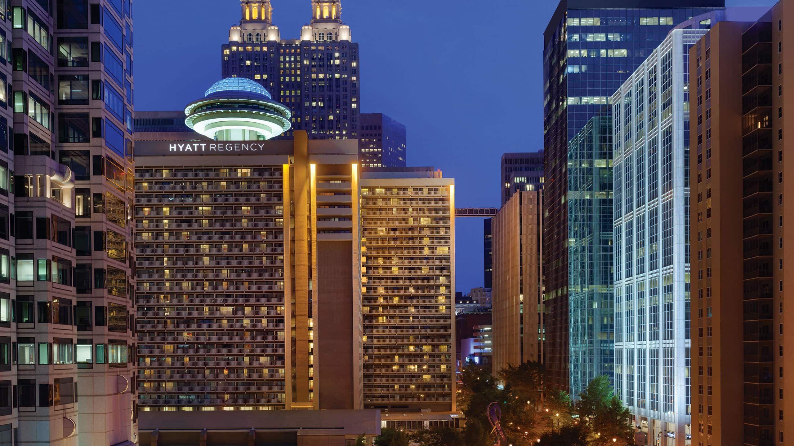 Top Atlanta Hotels to Stay at on Your Next Visit 🛏️ cover photo collage