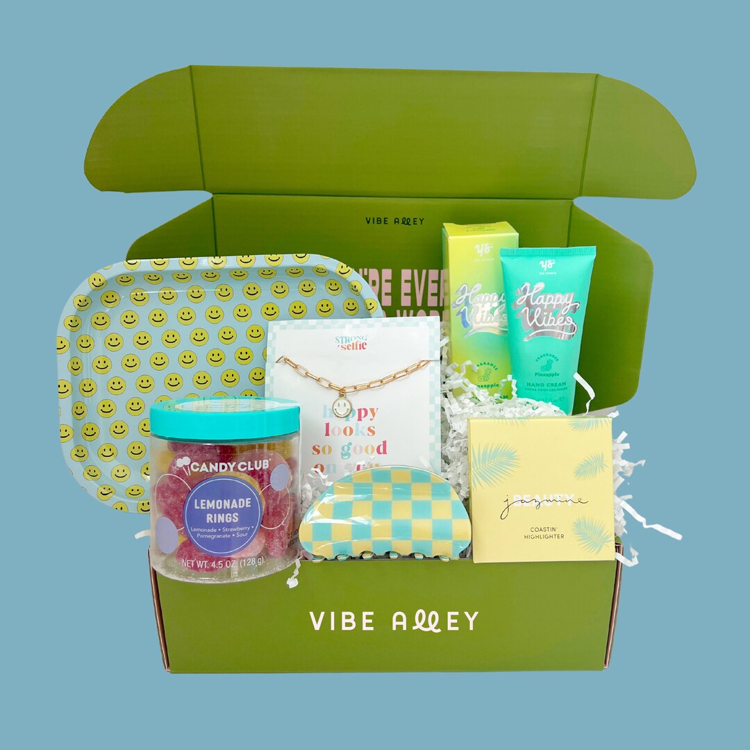 The Teen Girl Gift Guide cover photo collage