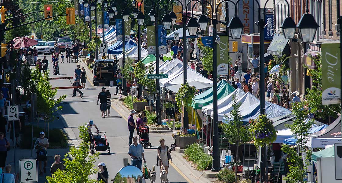 Visiting Lexington, Kentucky? Don't Miss These Local Favorites cover photo collage