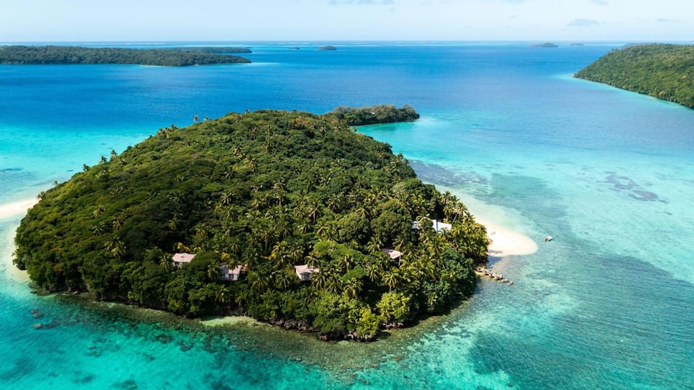 Luxury Spots to Visit in Ha'apai, Tonga cover photo collage