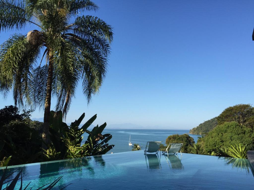 Must-Visit Spots in Paraty! cover photo collage