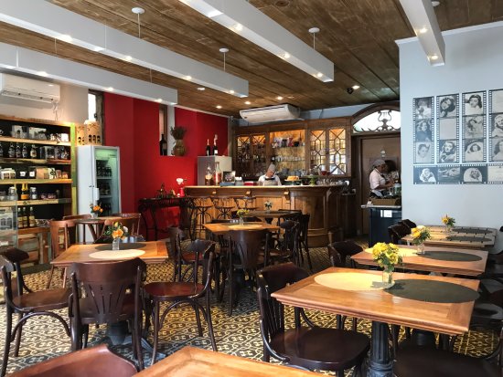 Cafés and Coffee Shops for a Relaxing Long Trip in Ouro Preto cover photo collage