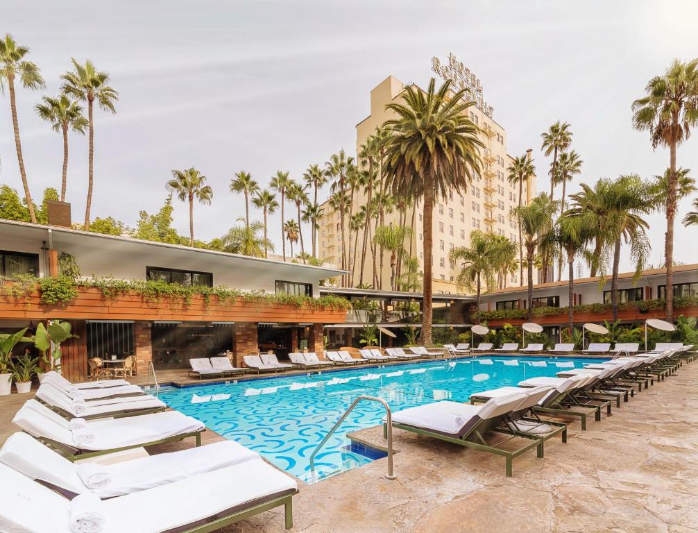 A Cool Girls Guide to Los Angeles cover photo collage