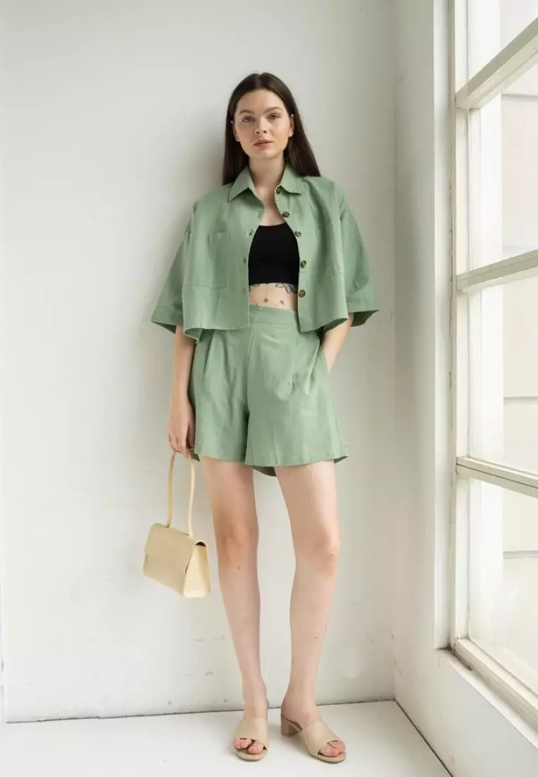 Your Best Outfit For Dating! cover photo collage