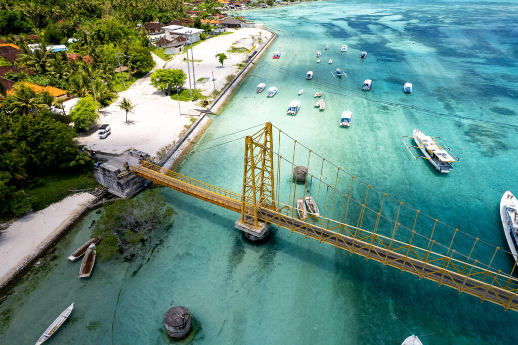 Pantai terindah di BALI yang wajib dikunjungi di 2024 | 𝙄𝙉𝘿𝙊𝙉𝙀𝙎𝙄𝘼 cover photo collage