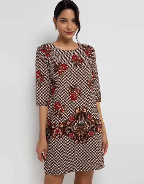 Fashion dan perlengkapan buat ngantor cover photo collage