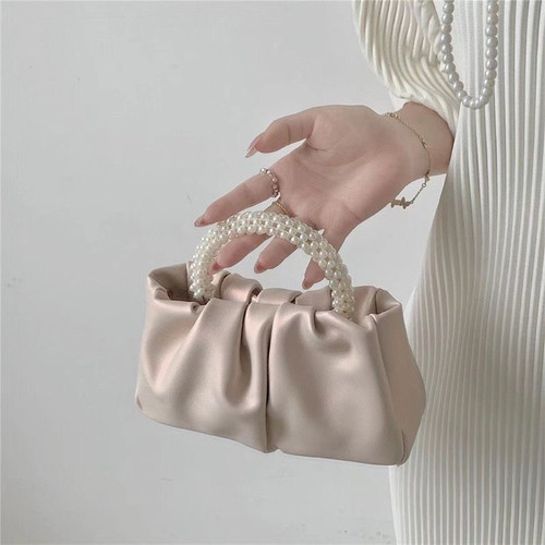 Tas lucu yang harganya murmer kebangetan cover photo collage