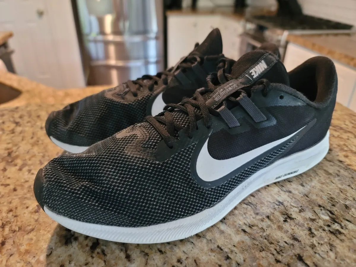 Alas Kaki Nyaman Buat Jalan cover photo collage