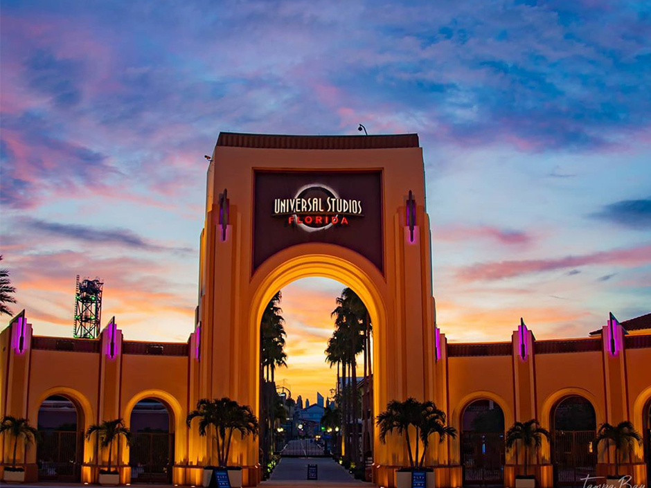 Trip to Universal Studios Must Haves! cover photo collage