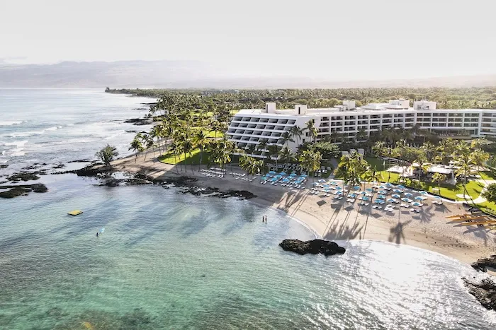 Traveling around the Big Island of Hawaiʻi cover photo collage