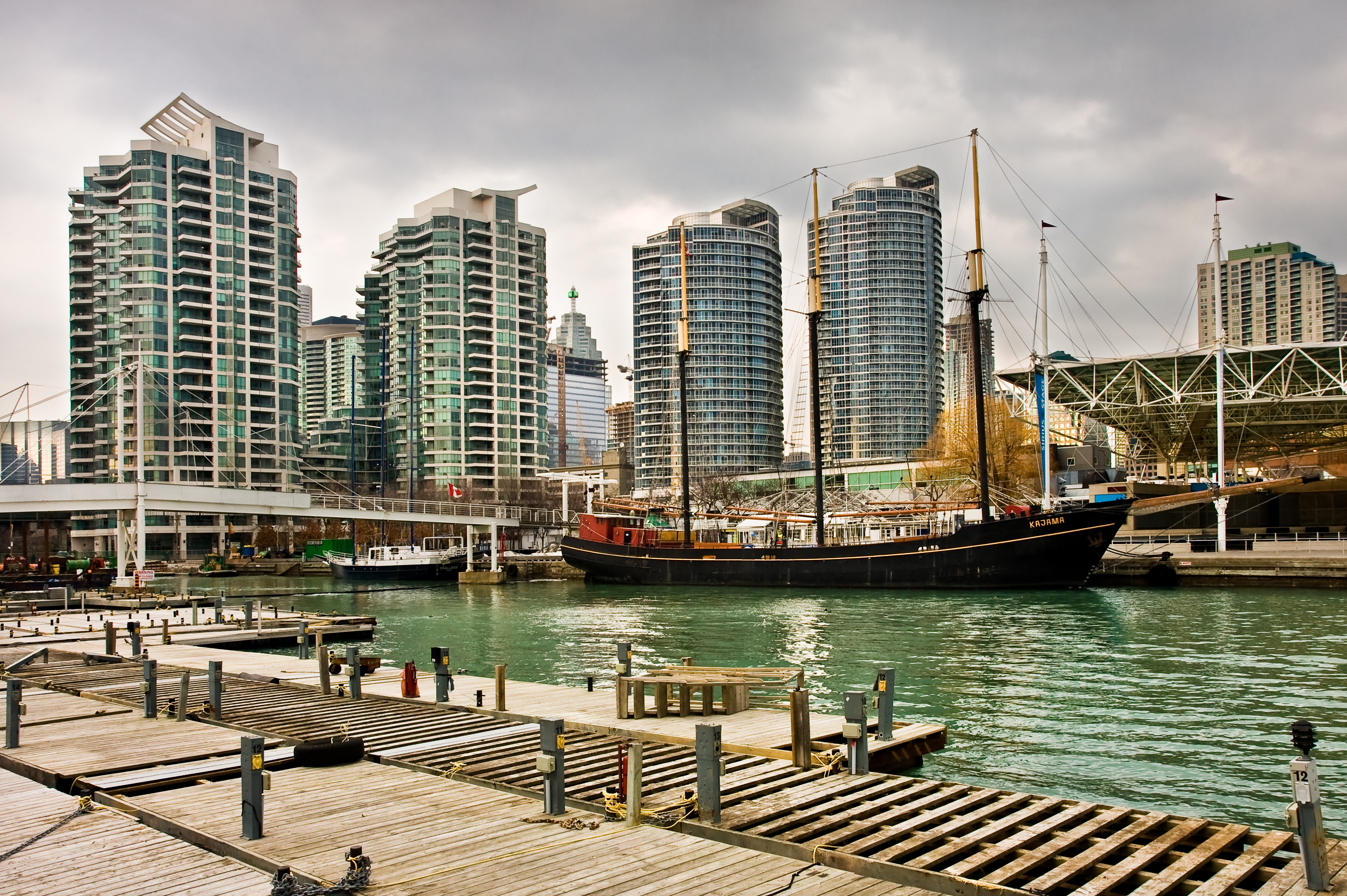 Toronto things to do cover photo collage