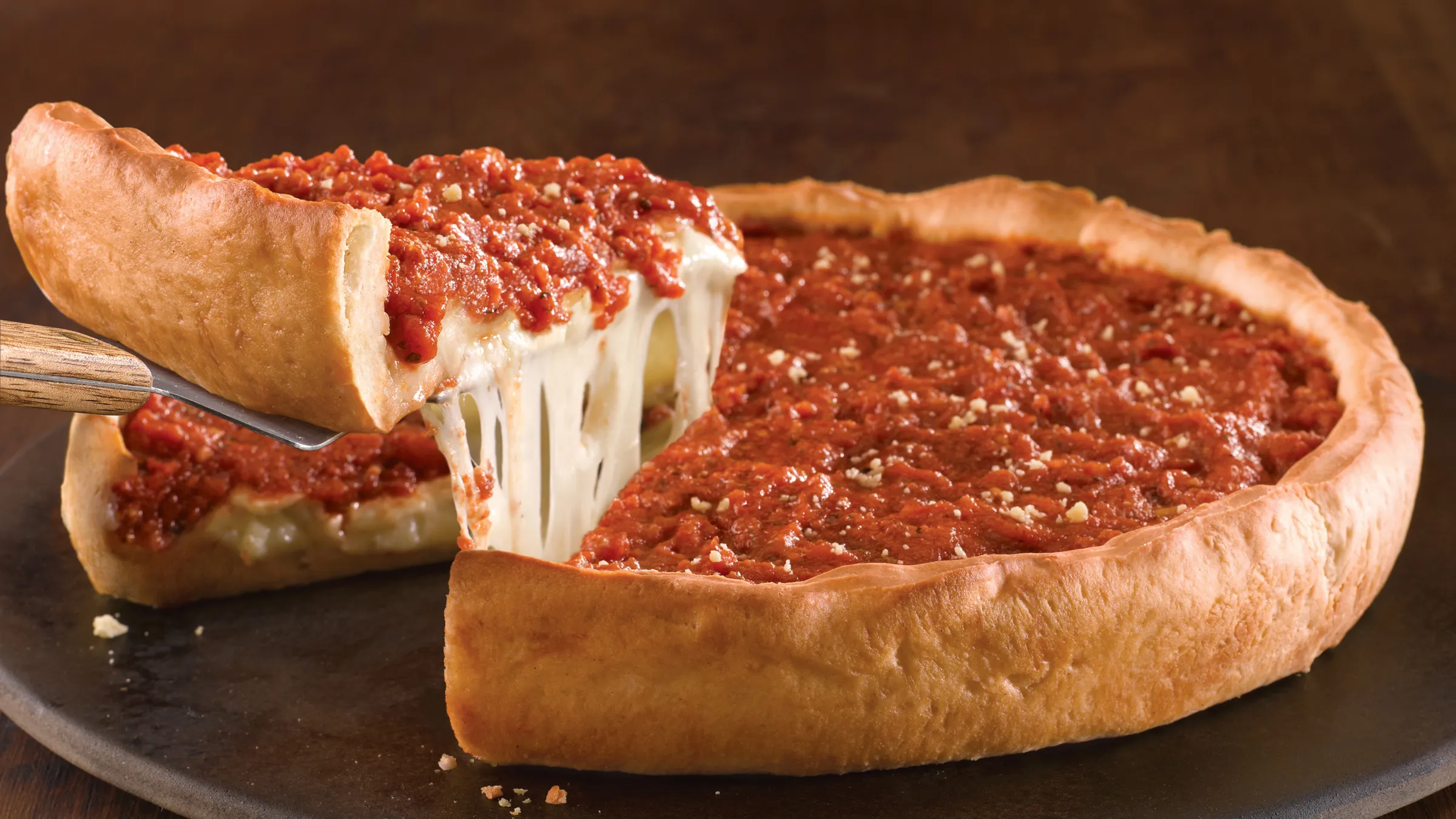 From thin crust to deep dish - Must try Pizza in Chicago cover photo collage