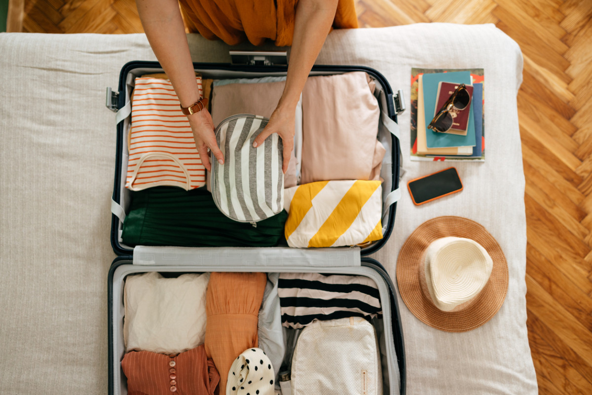 Gift ideas for Jetsetters - What to Buy Travel Lovers cover photo collage