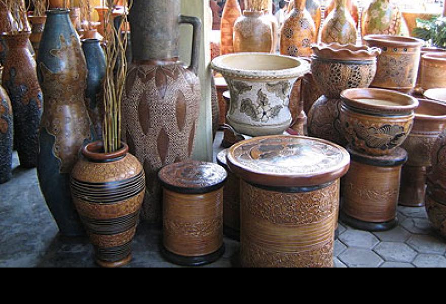 Kasongan Tourism Village: The Pottery Center of Yogyakarta You Shouldn’t Miss cover photo collage