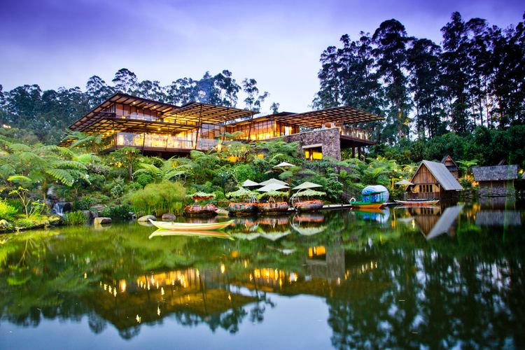 Unique Dining Places Only Found in Indonesia! cover photo collage