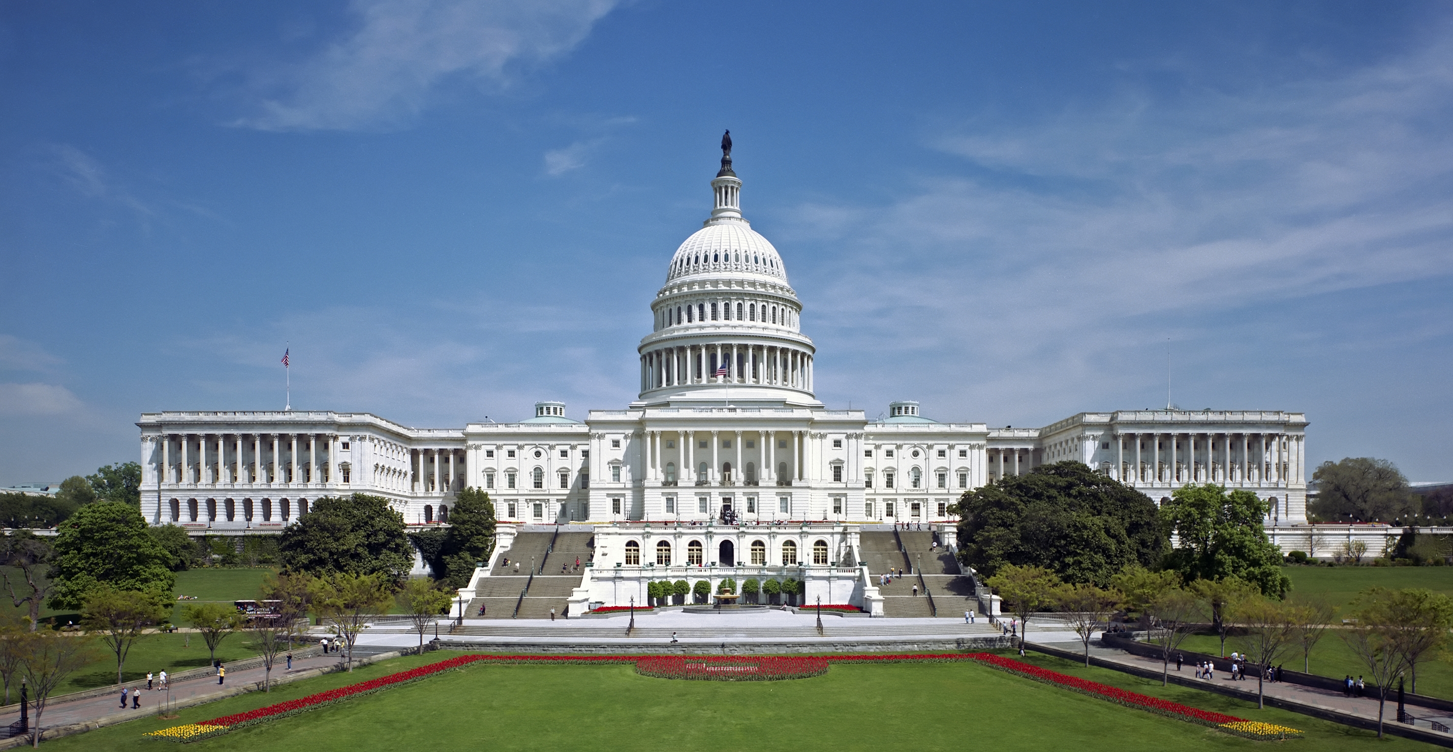 What to do and where to stay in DC cover photo collage
