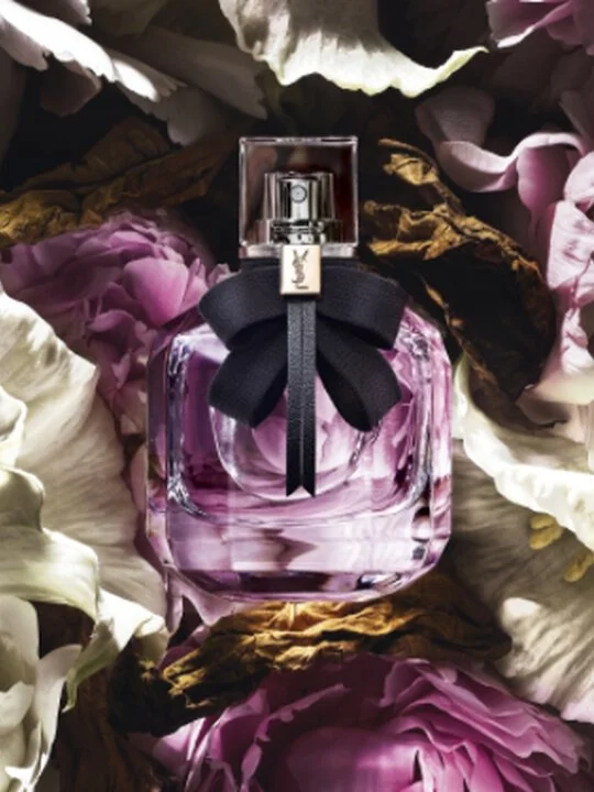 Top Sweet Perfumes for a Signature Scent cover photo collage