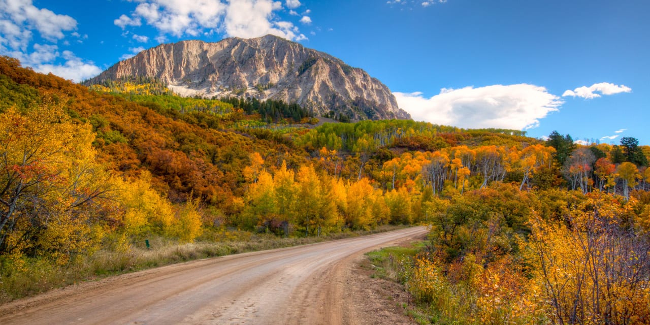 Best hikes to see Fall in Colorado cover photo collage
