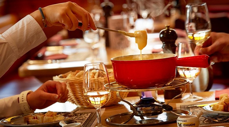 The Best Things to Eat and Do in Zurich, Switzerland cover photo collage