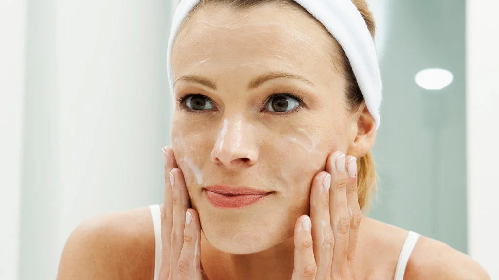 Skincare essentials that cleared my acne - dry and sensitive skin cover photo collage