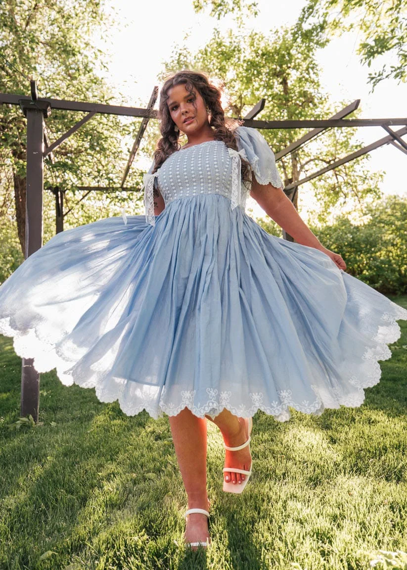 A Plus Size Essentials Wardrobe List cover photo collage