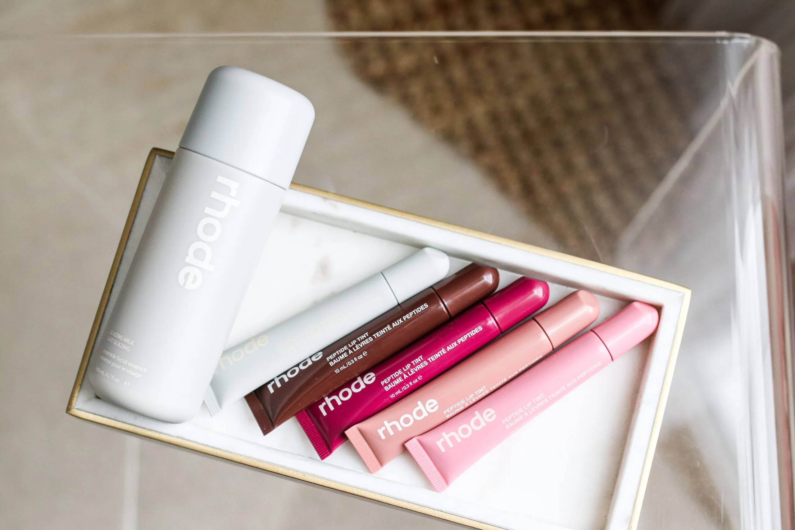 f [ プロフ必読 ]　rhode skin Rhode Glosses 💄