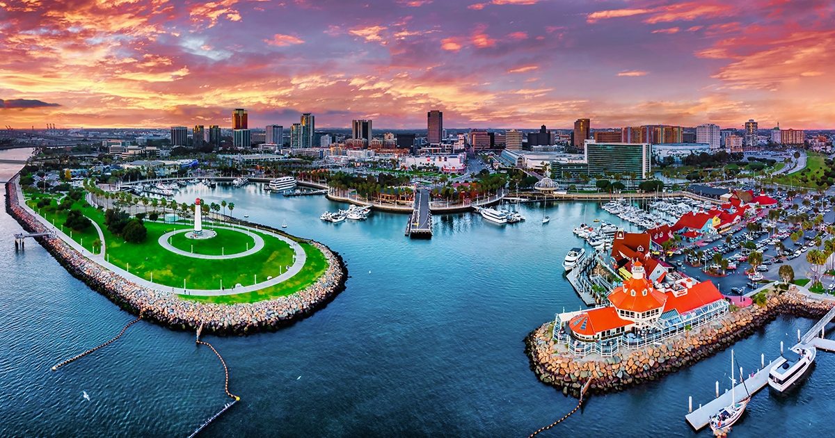 Expirence Southern California on a budget 🌴🏖🌞🌊 cover photo collage