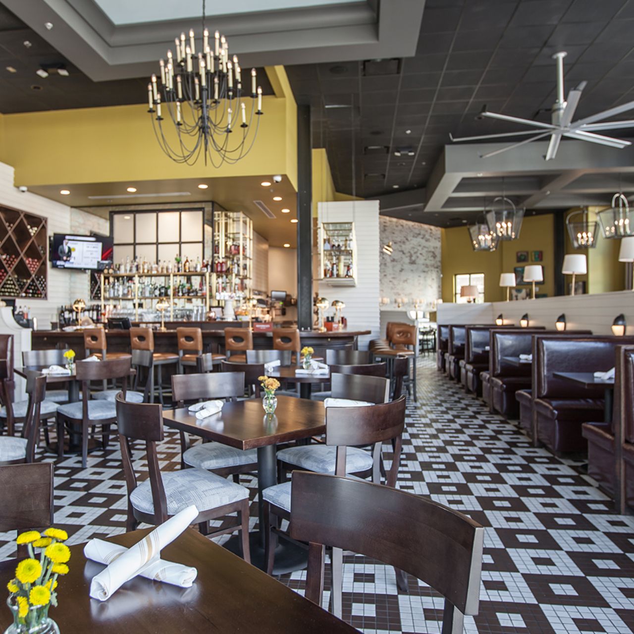 Eat / Drink Well – Lexington, KY cover photo collage