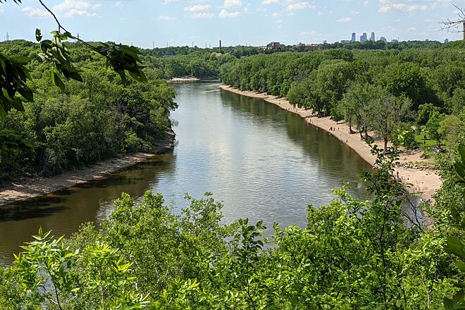 15 Best Hiking Trails near Minneapolis, Minnesota! cover photo collage