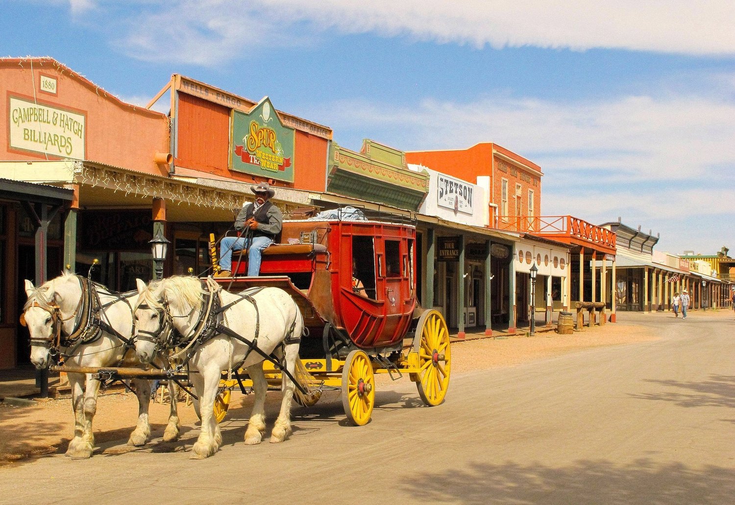 20 Things To Do in Tombstone, Arizona! 🤠 cover photo collage