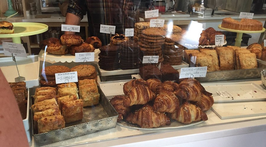 Knoxville Go-To Small Businesses cover photo collage