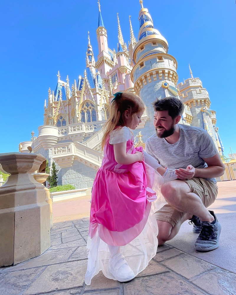 🏰 Our Best Disney Vacation Ever – Magical Must-Dos & Tips cover photo collage