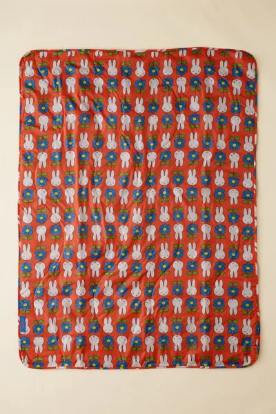 Urban Outfitters 限定【BAGGU】Miffy Laptop Sleeve Puffy Laptop Sleeve 13