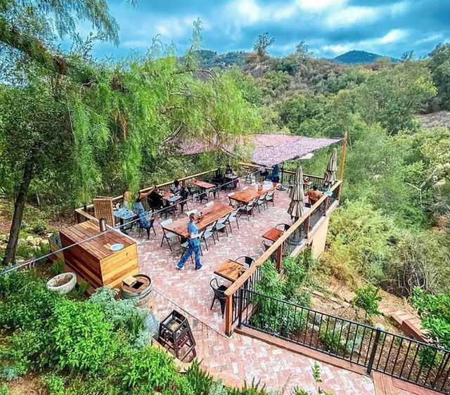 Los Angeles musts - do, eat, stay, & enjoy cover photo collage