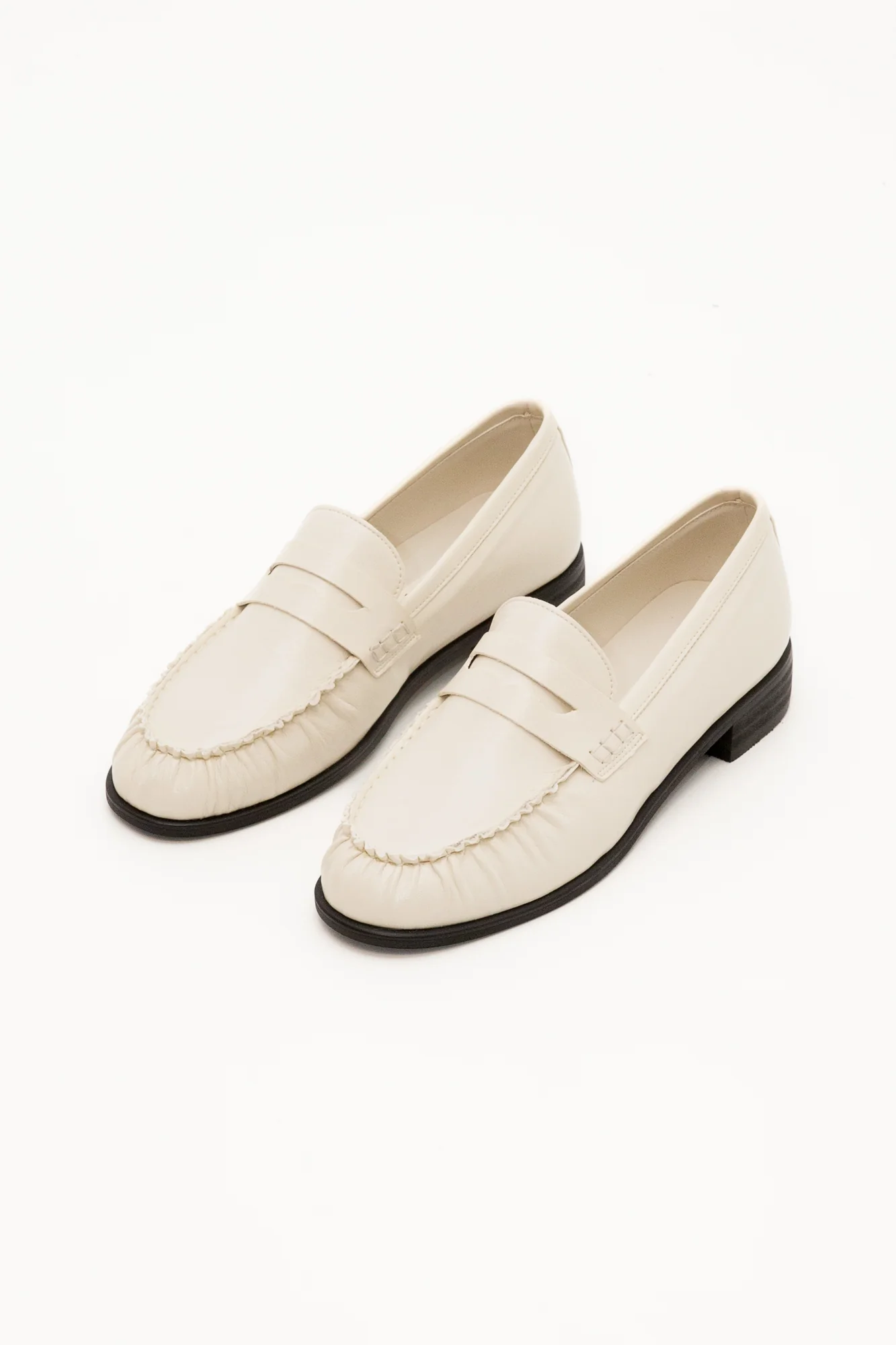 spr/sum 25 shoe wishlist 👡 cover photo collage