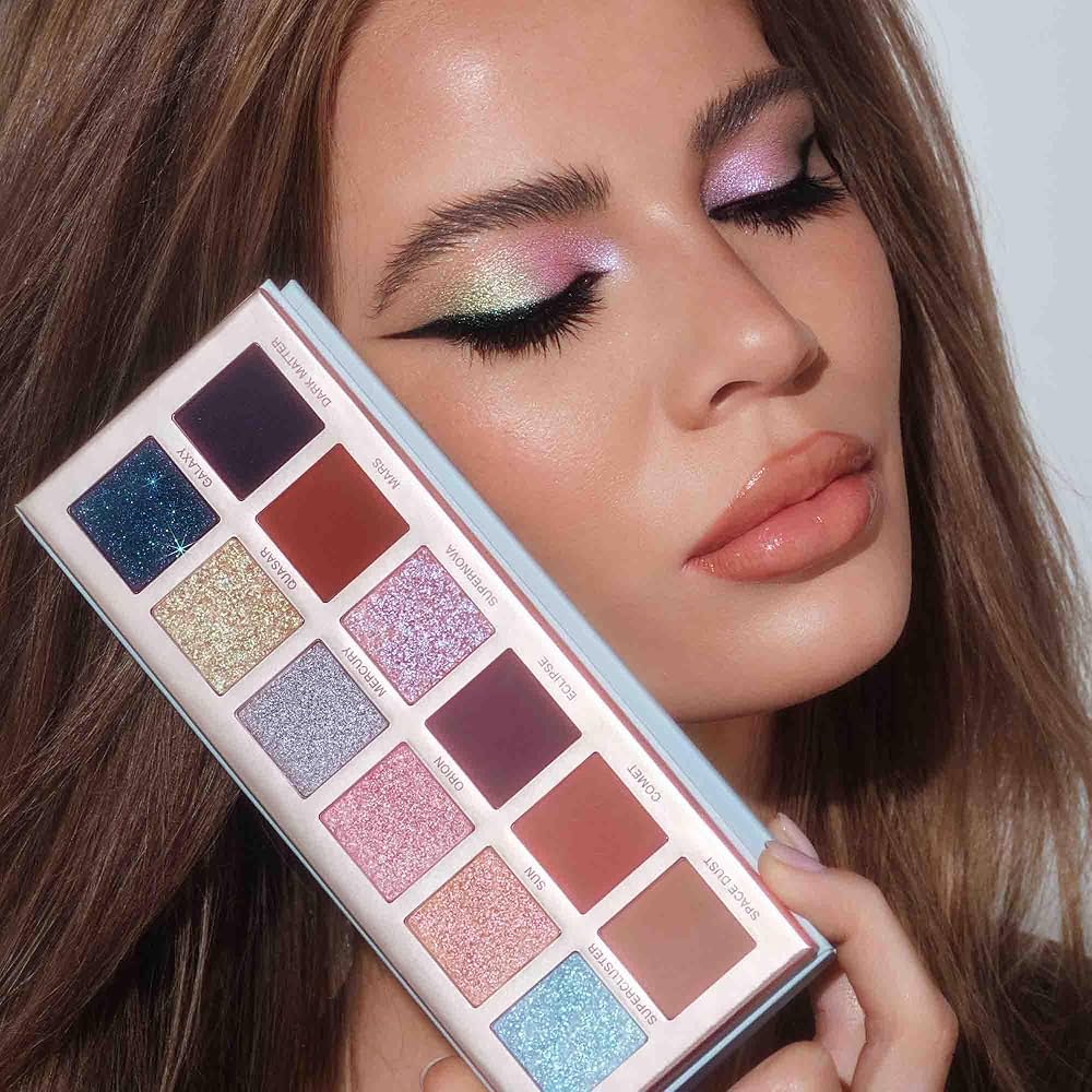 It Girl MakeUp cover photo collage