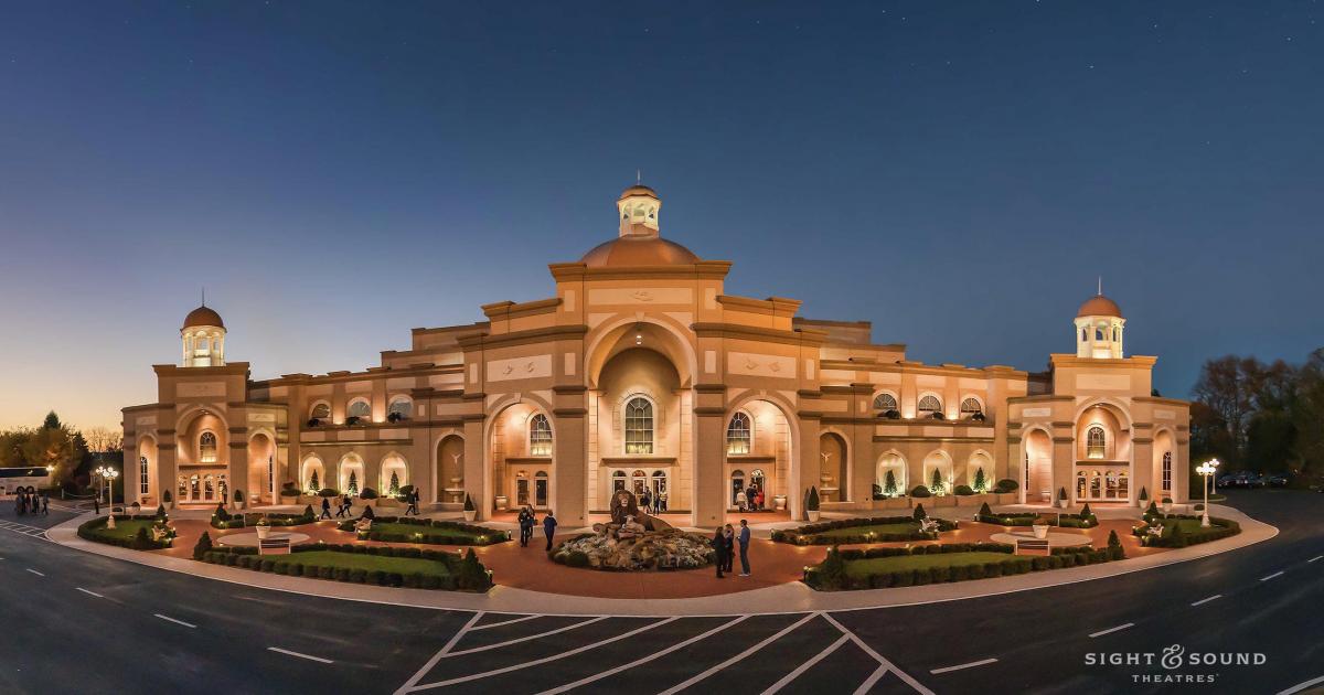 My Favorite Places and Things To Do in Branson, MO cover photo collage