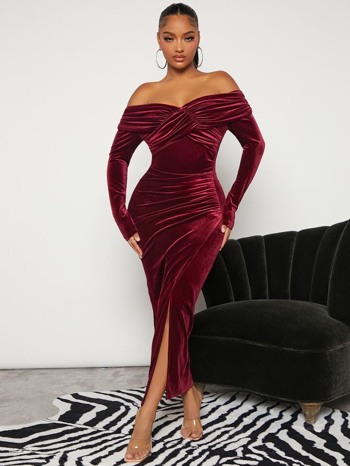 red velvet dress shein SHEIN Slayr 1pc Cut Out Front Velvet Bodycon Dress