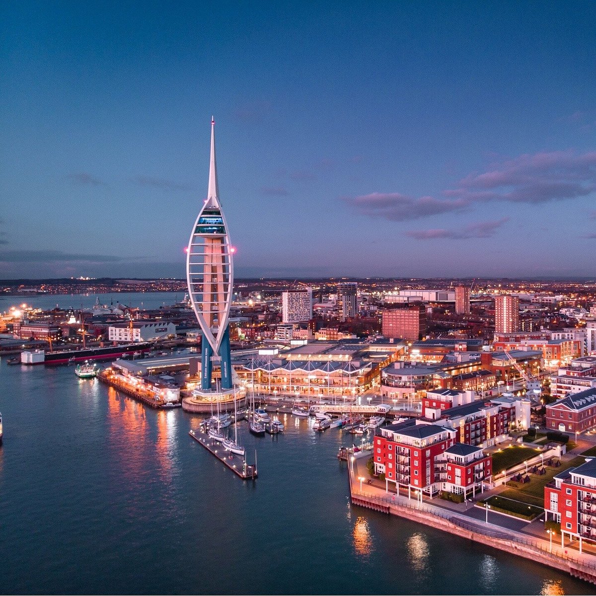 The Portsmouth bucket list - everything and everywhere you need to go cover photo collage