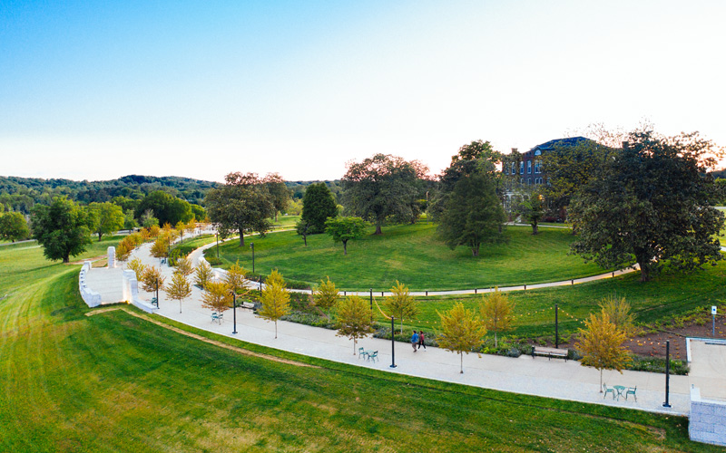 Must-visit places in Knoxville cover photo collage